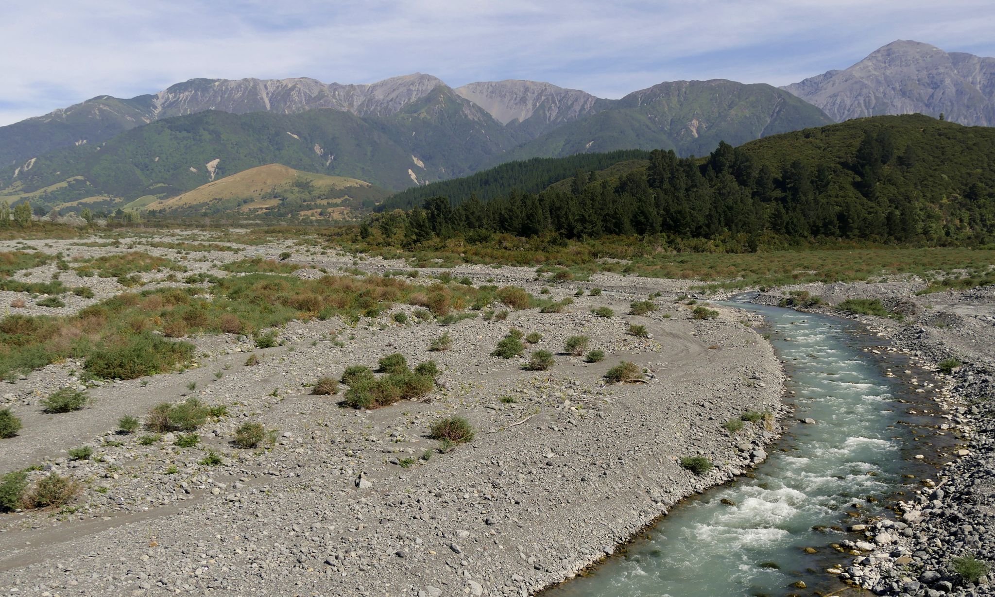 Hāpuku River (mountain side).jpg