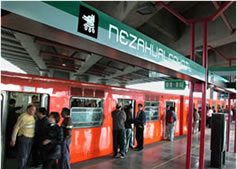 Archivo:Metro Nezahualcoyotl