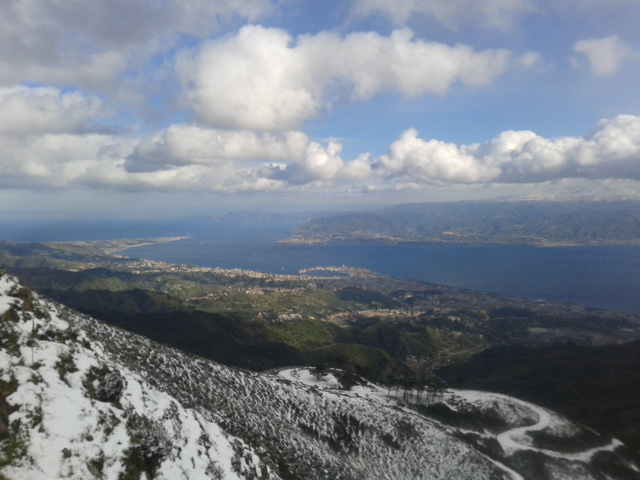 Stretto di messina - bottleneck, sicilia, from the peloritani