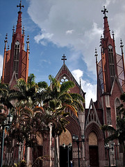 Archivo:Iglesia de Santa Bárbara en Rubio
