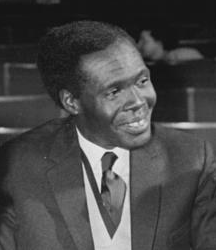 Archivo:Obote cropped