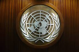 Archivo:United Nations Logos in General Assembly Building