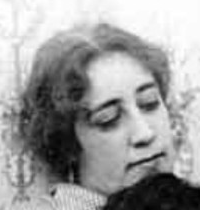 Emma Roldan (in Maria, 1922).png