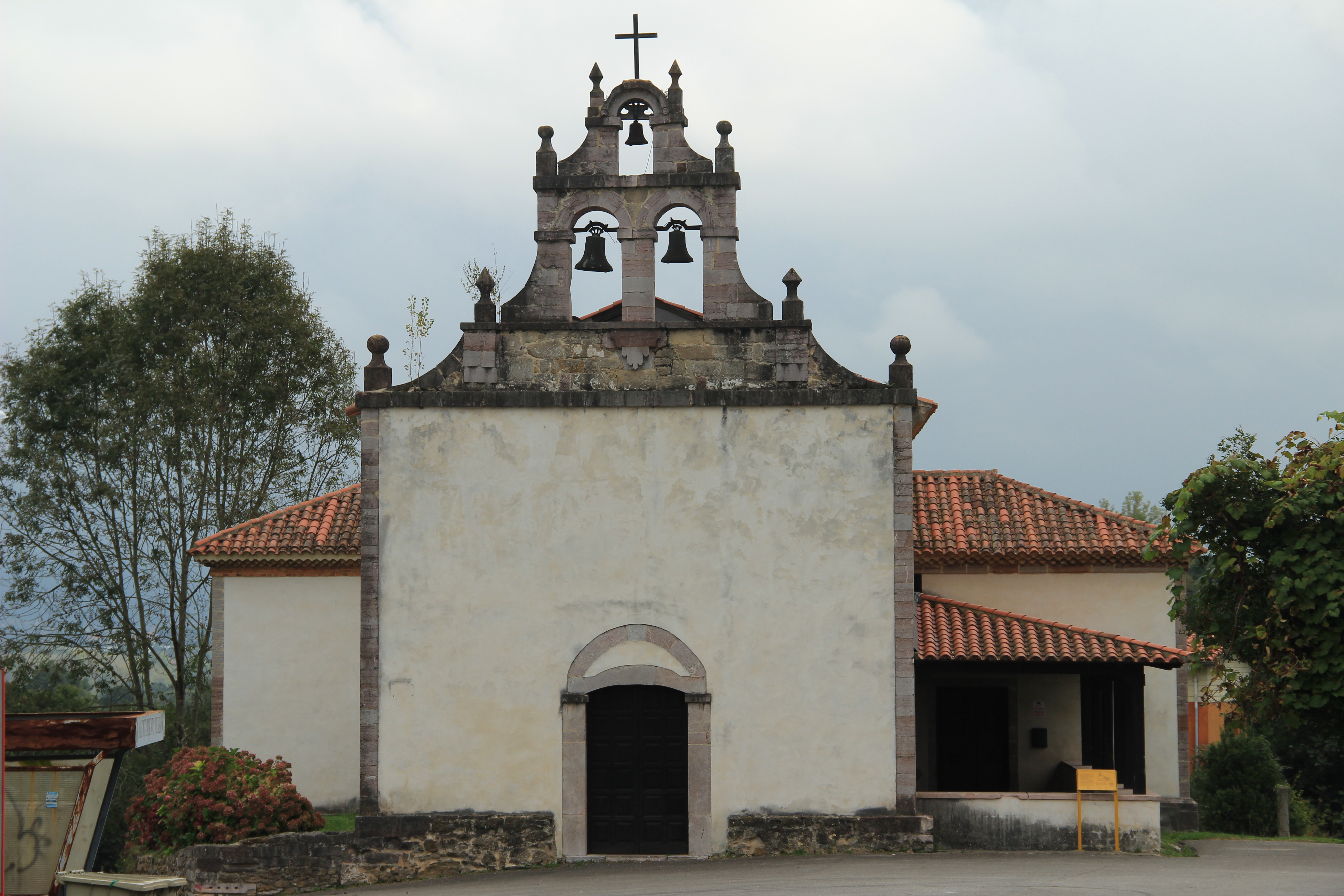 Santa Maria Llimanes (01).jpg