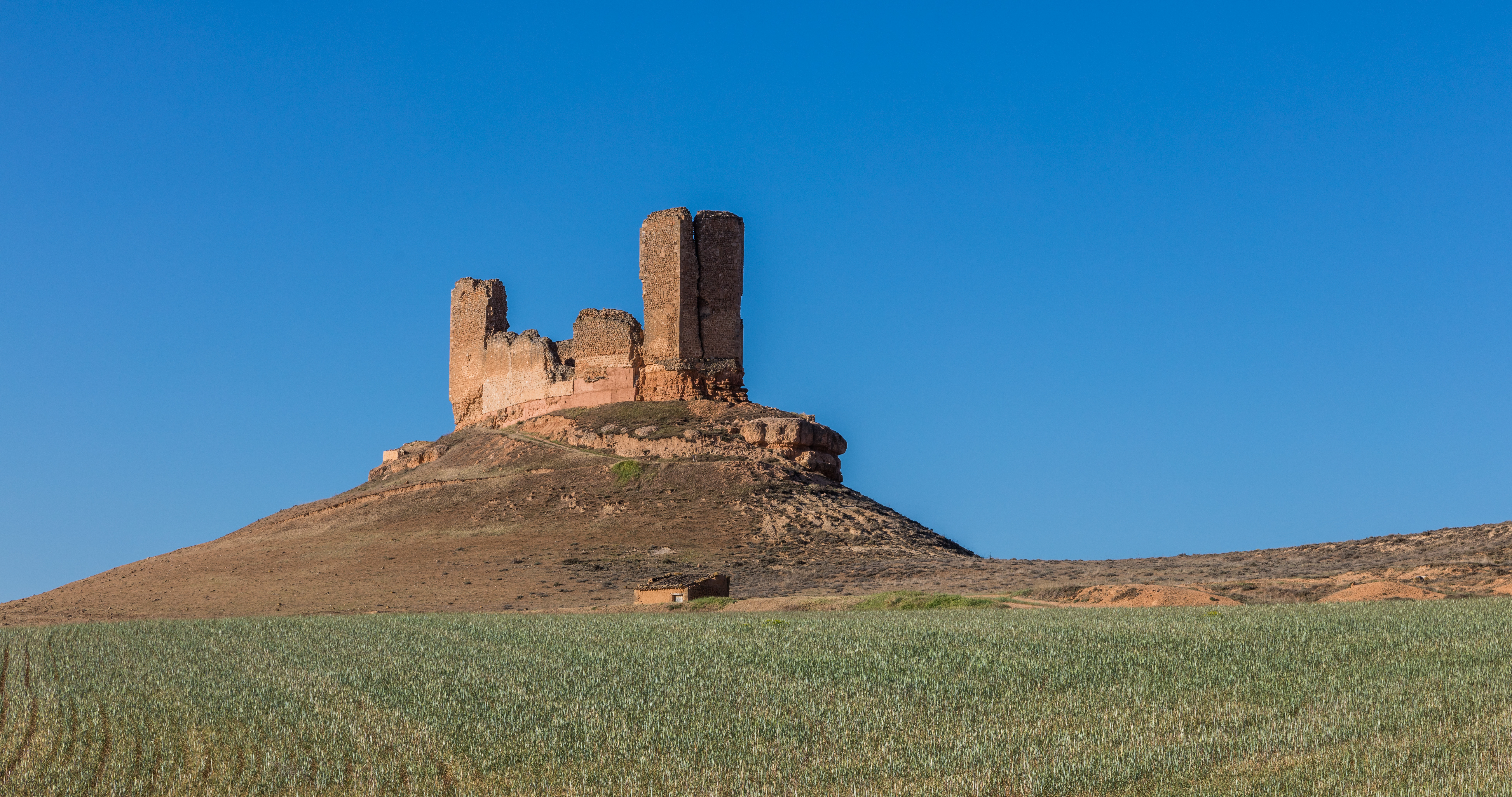 Castillo de Montuenga, Montuenga de Soria, Soria, España, 2017-05-23, DD 04.jpg