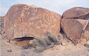 Archivo:Tacna miculla petroglifos