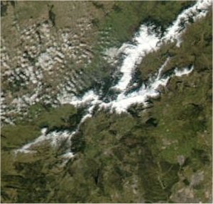 Archivo:Sierra de guadarrama-satelite