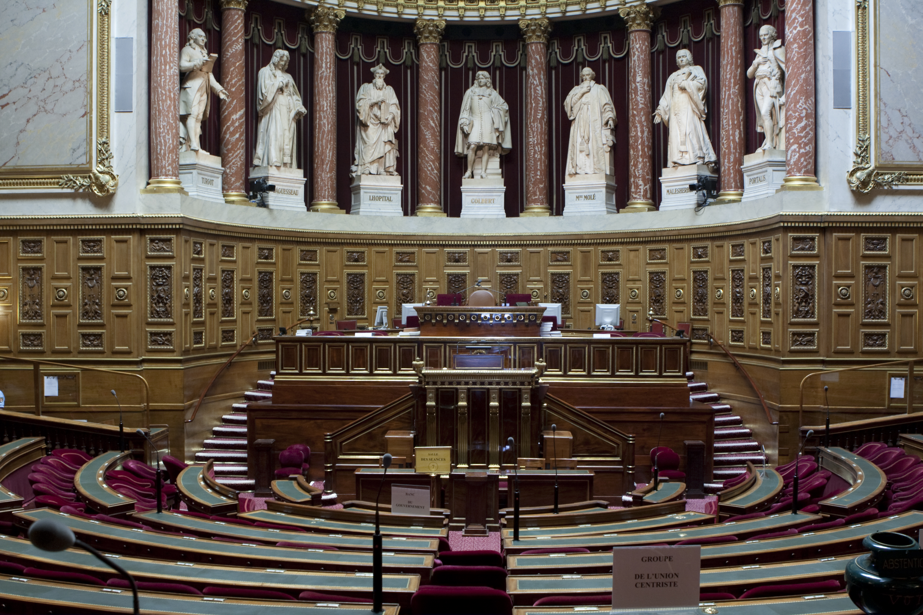 Hemicycle Senat France.jpg