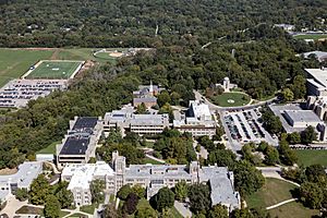 Archivo:Aerial view of the Butler University campus in Indianapolis, Indiana