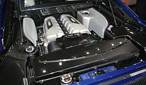Archivo:Audi R8 V10 engine room