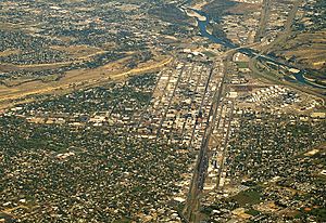 Archivo:Billings MT and Yellowstone River