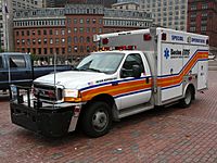 Archivo:Boston - ambulance