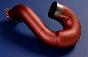 Archivo:Coloured ceramic thermal barrier coating on exhaust component