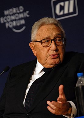 Archivo:Henry Kissinger, at the World Economic Forums India Economic Summit 2008, New Delhi