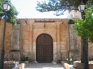 Archivo:Iglesia de la Asunción de Atalaya del Cañavate - puerta