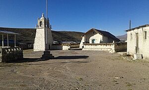 Archivo:Iglesia de la Virgen de la Inmaculada Concepción de Guallatire
