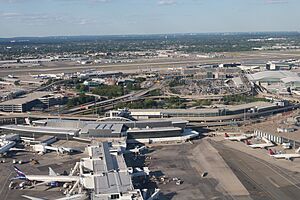 Archivo:John F. Kennedy Airport 2021a