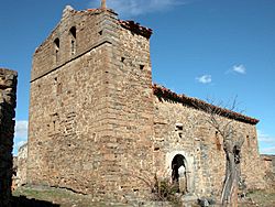 Archivo:La Escurquilla - Iglesia de Santa Ana 944019