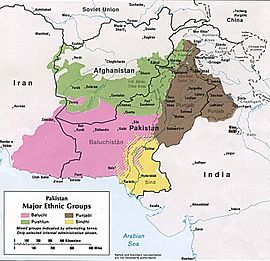 Archivo:Major ethnic groups of Pakistan in 1980 borders removed