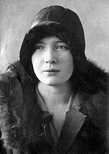 Olga Bergholz.jpg