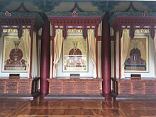 Portraits of kings at Tongiljeon.jpg