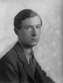 Sir Cecil Beaton, 1928 studio portrait (by Lafayette) – National Portrait Gallery (unframed).jpg