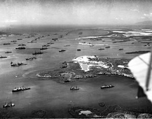 Archivo:US fleet at Guantanamo Bay 1927