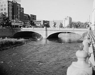 Virginia Street Bridge.jpg