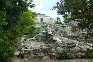 Archivo:Xcaret Mayan Ruins