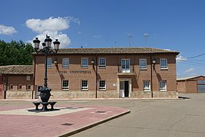 Archivo:Ayuntamiento de Manquillos