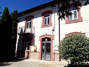 Archivo:Ayuntamiento de Pomar de Valdivia