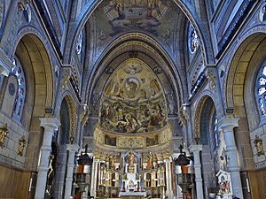 Archivo:Basílica del Sagrado Corazón de Jesús, Gijón. Interior