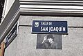 Calle San Joaquín (rótulo) + Sabina