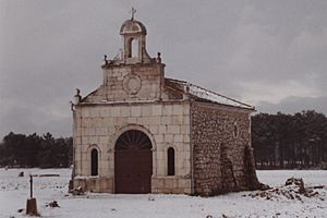 Archivo:Camporredondo ermita