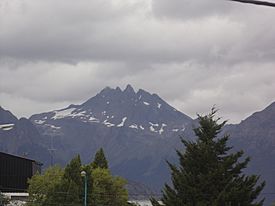 Cerro Cinco Hermanos, TDF.JPG