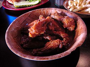 Archivo:Duffs chicken wings