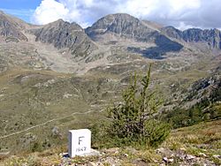 Archivo:French-Italian border in the Maritime Alps