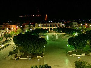Archivo:Holguin