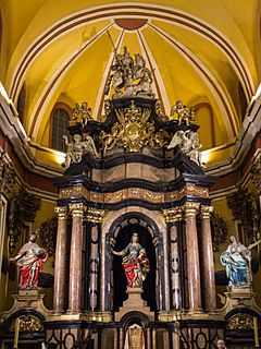 Archivo:Iglesia de Santa Isabel de Portugal-Zaragoza - CS 16122013 192019 90978