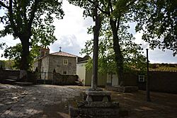 Igrexa de Santa Comba de Xesteda, Cerceda 01.jpg