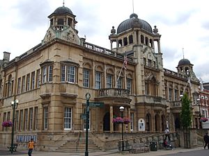Archivo:Ilford Redbridge Town Hall