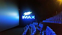 Archivo:Interior of IMAX cinema in Lahore 1