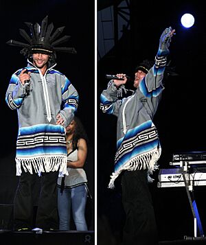 Archivo:JasonKayHeaddress