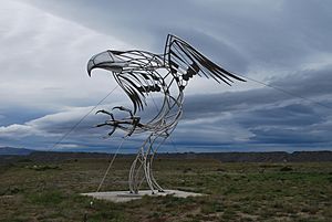 Archivo:Macraes Haasts Eagle Sculpture 001