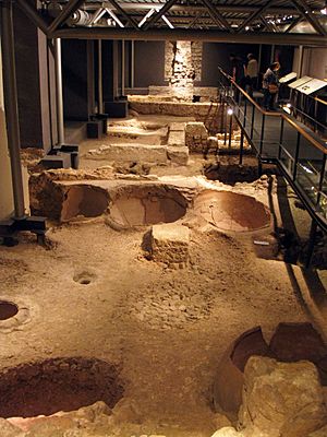 Archivo:Museu d'Història de la Ciutat, ruïnes romanes del subsòl