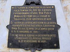 Archivo:Placa de plaza armisticio 2005