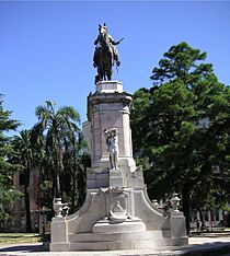 Archivo:Plaza Zabala2