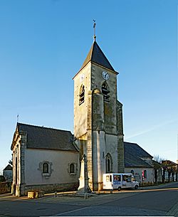 Precy-Le-Sec church IMF9570.jpg