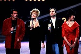 Archivo:Presentatori Festival di Sanremo 1988