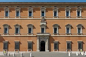 Archivo:Western facade Palazzo del Laterano 2006-09-07